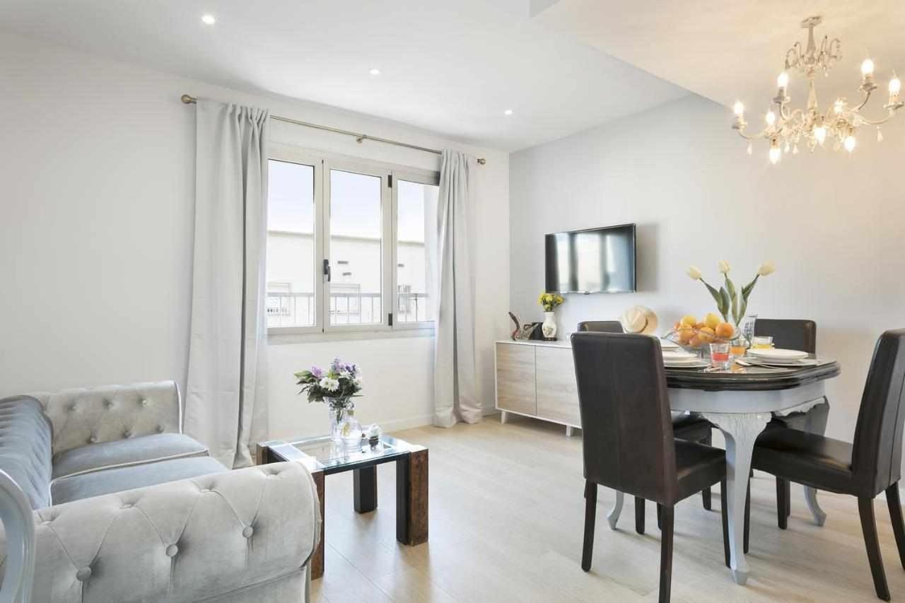 Apartment Leonor Барселона Экстерьер фото