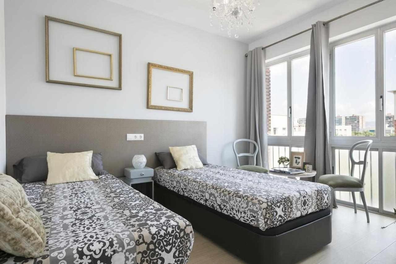 Apartment Leonor Барселона Экстерьер фото